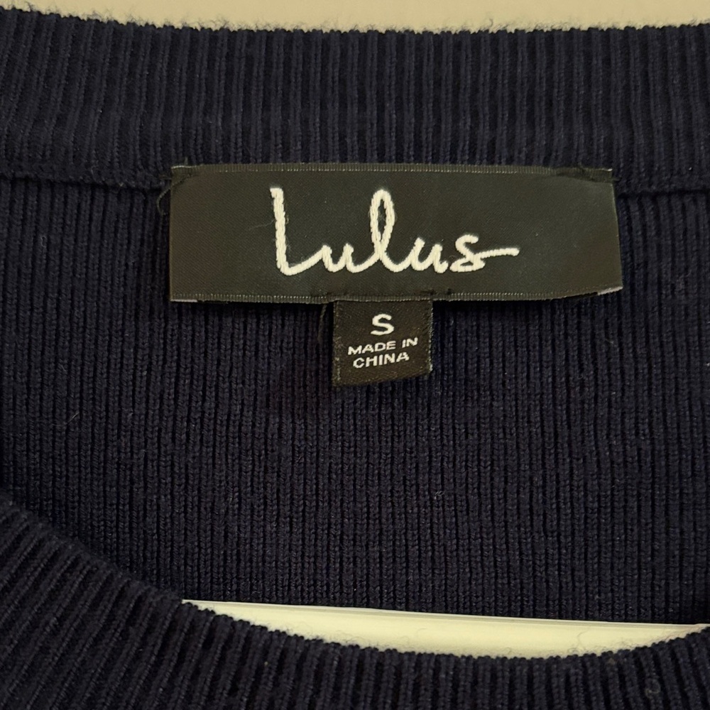 Lulu's Navy Ruffle-Sleeve Shift Dress - Picture 2 of 3